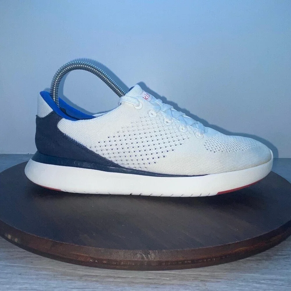 Kizik Lima Sneakers Unisex Women’s 7.5 Men’s 6 White Blue Knit Slip On Shoes